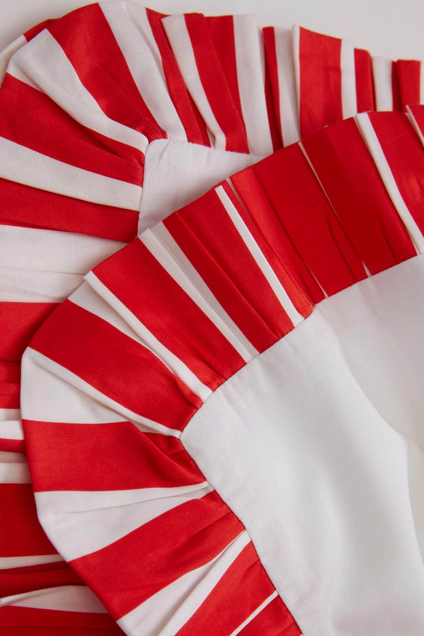 Red and White Twin Bed Set