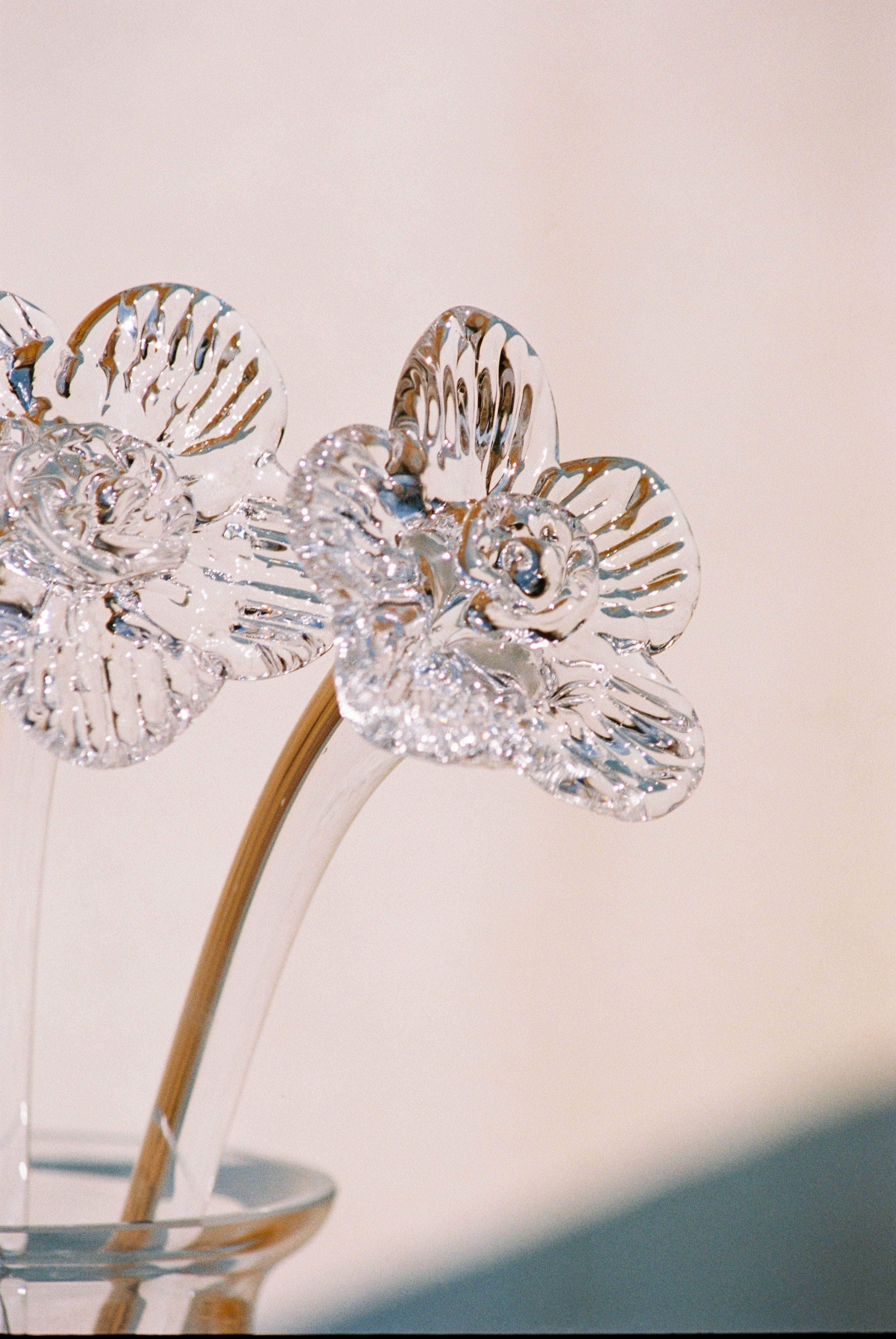 Mouthblown Crystal Flower - Large Transparent | Maison Flâneur