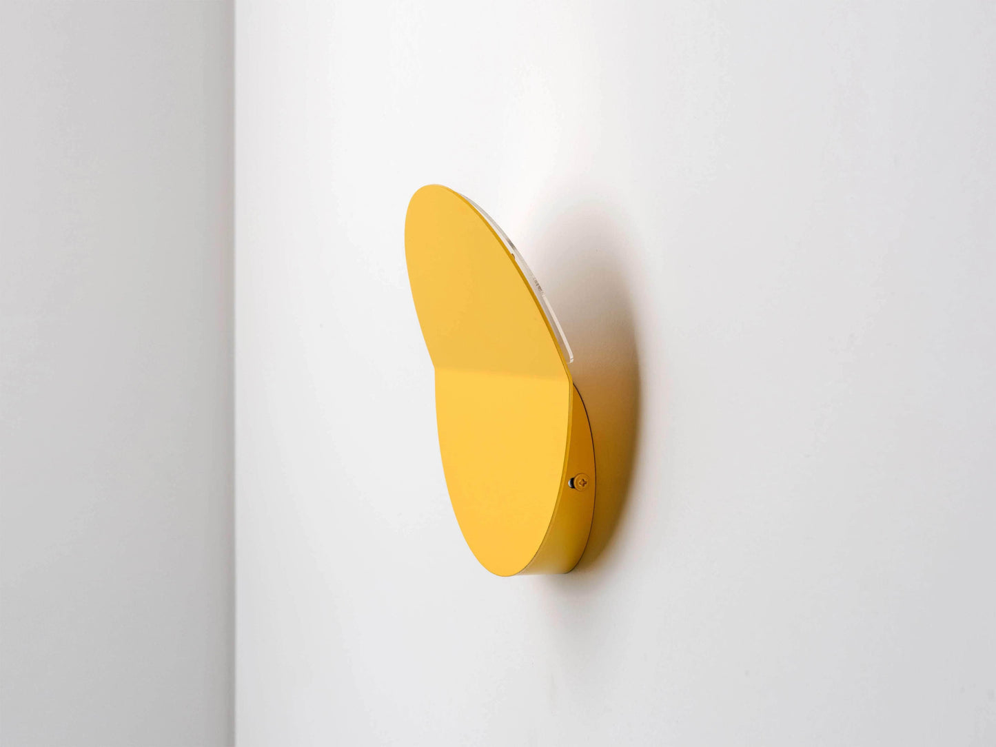 Yolk yellow diffuser wall light