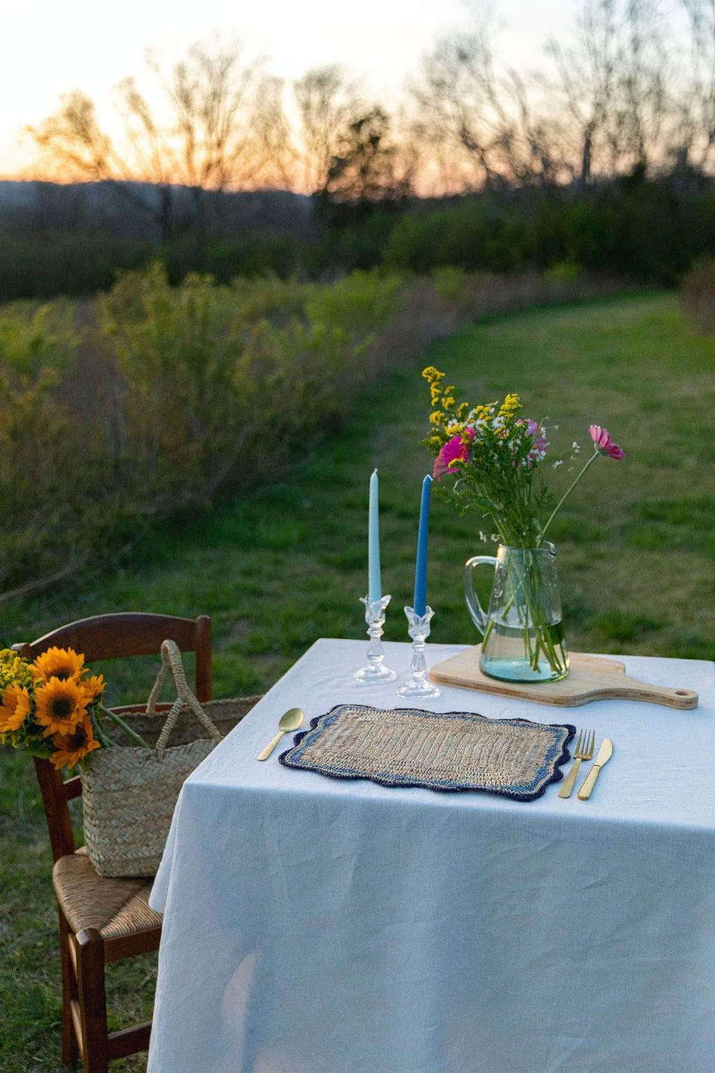 Garden Party Placemat with Blue Edges