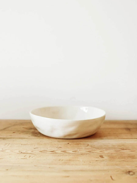 Medium Serving Bowl in Milk