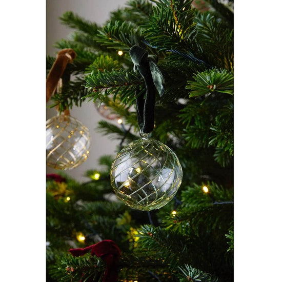 Load image into Gallery viewer, Swirl Glass Bauble - Green
