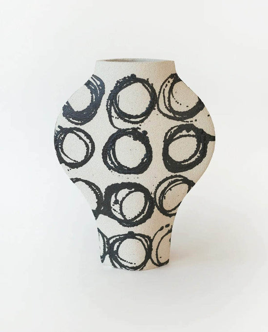 Ceramic Vase ‘Dripping Rounds'