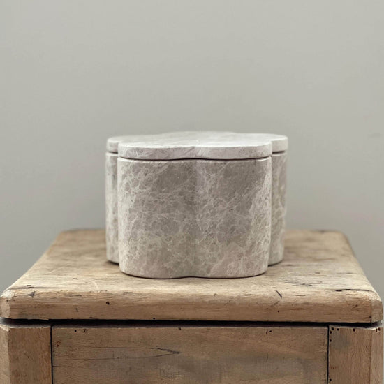 Bud Box: Lidded Box in Oyster Italian Marble