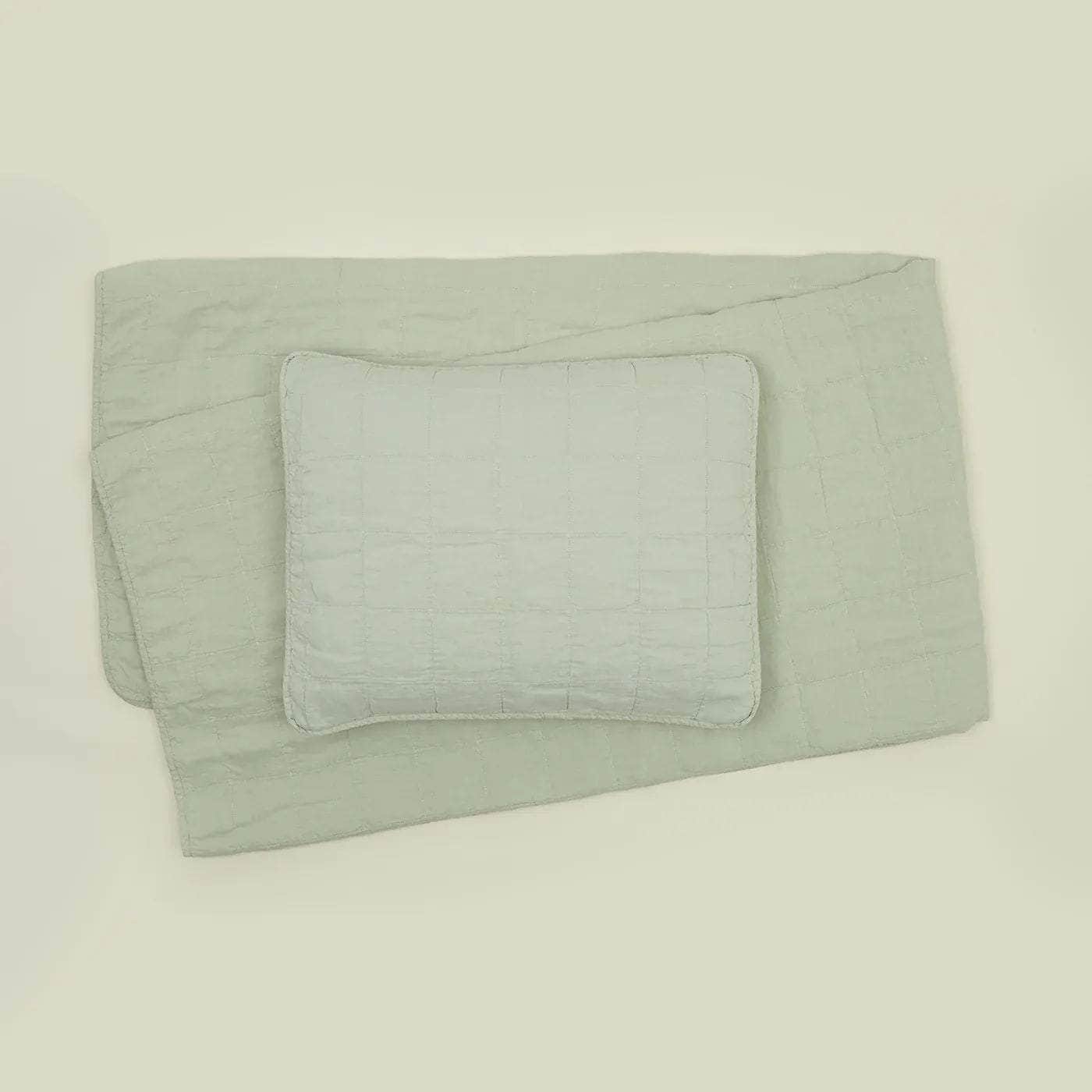 Load image into Gallery viewer, Simple Linen Quilt - Sage

