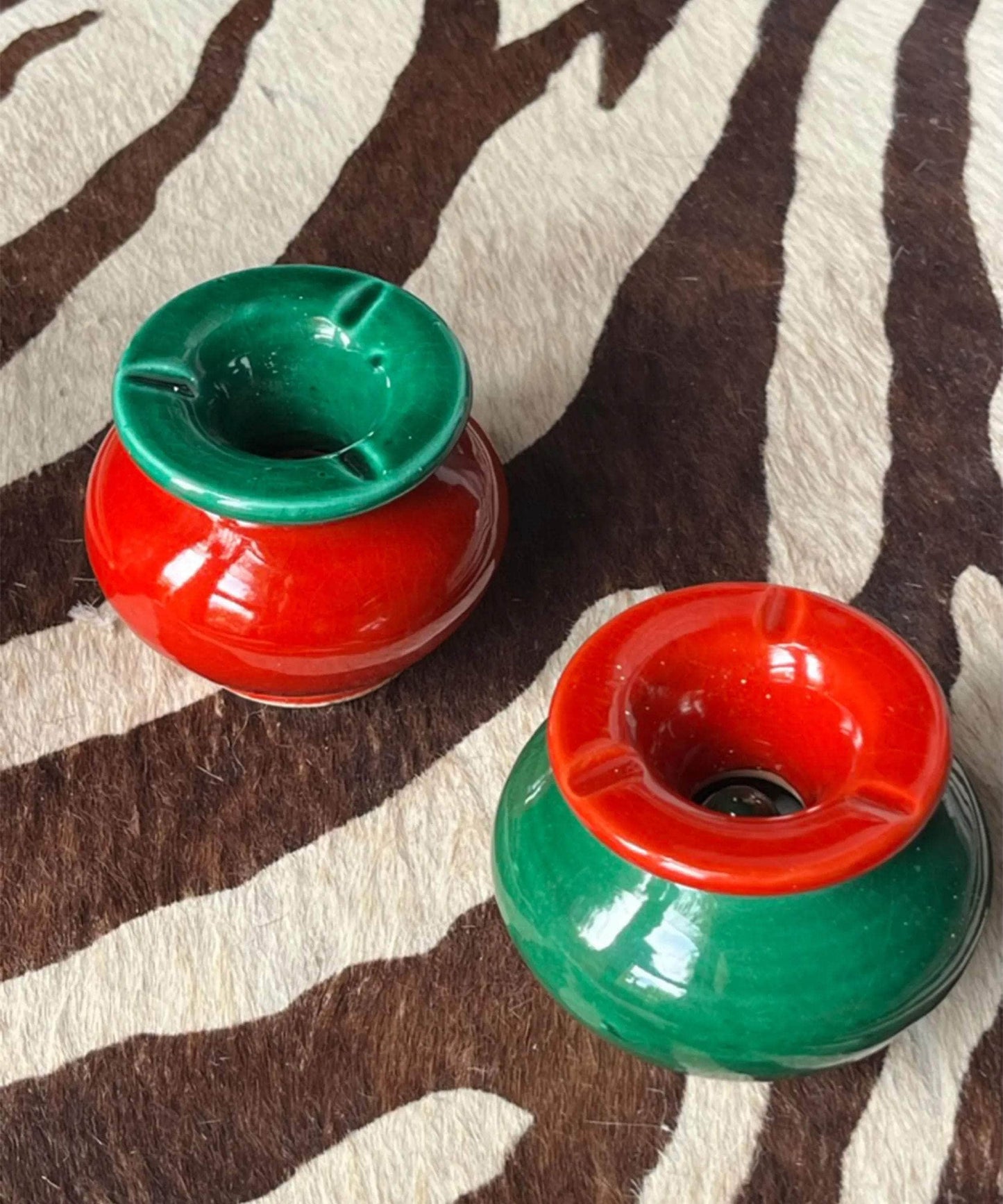 Dolly Ashtray, Red Green