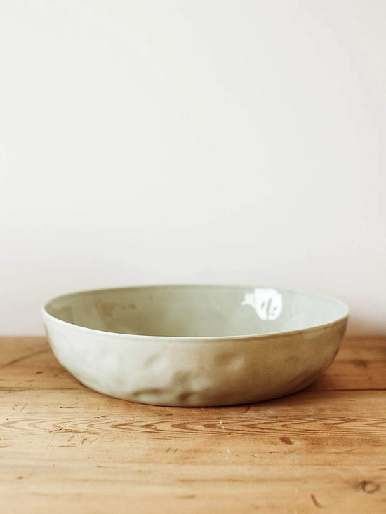 Load image into Gallery viewer, Serving Bowl Set in Seaglass
