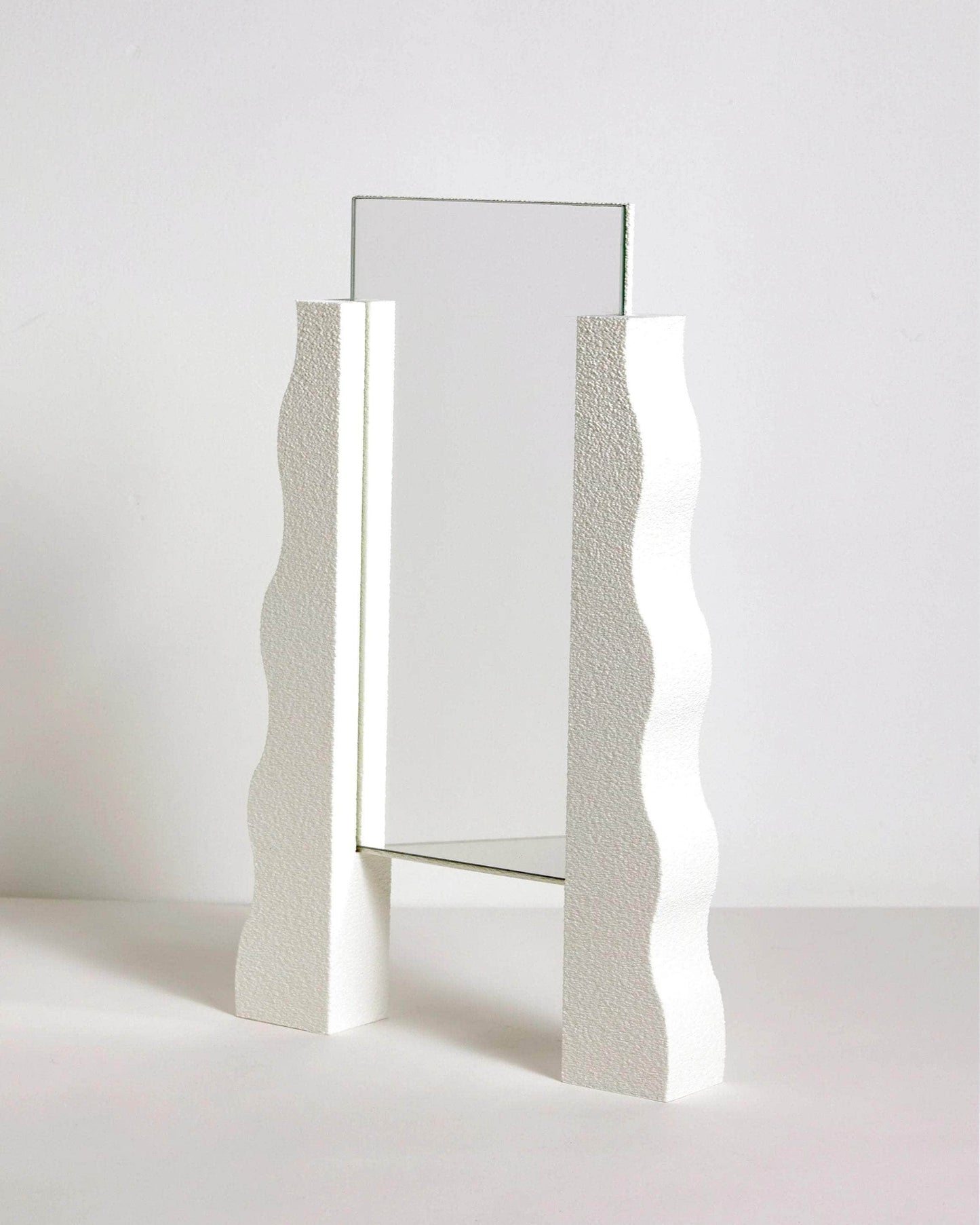 Créon Mirror