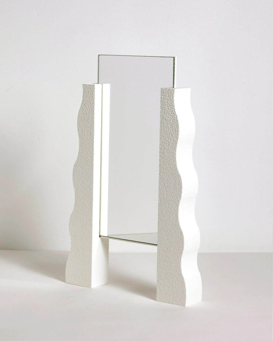 Créon Mirror