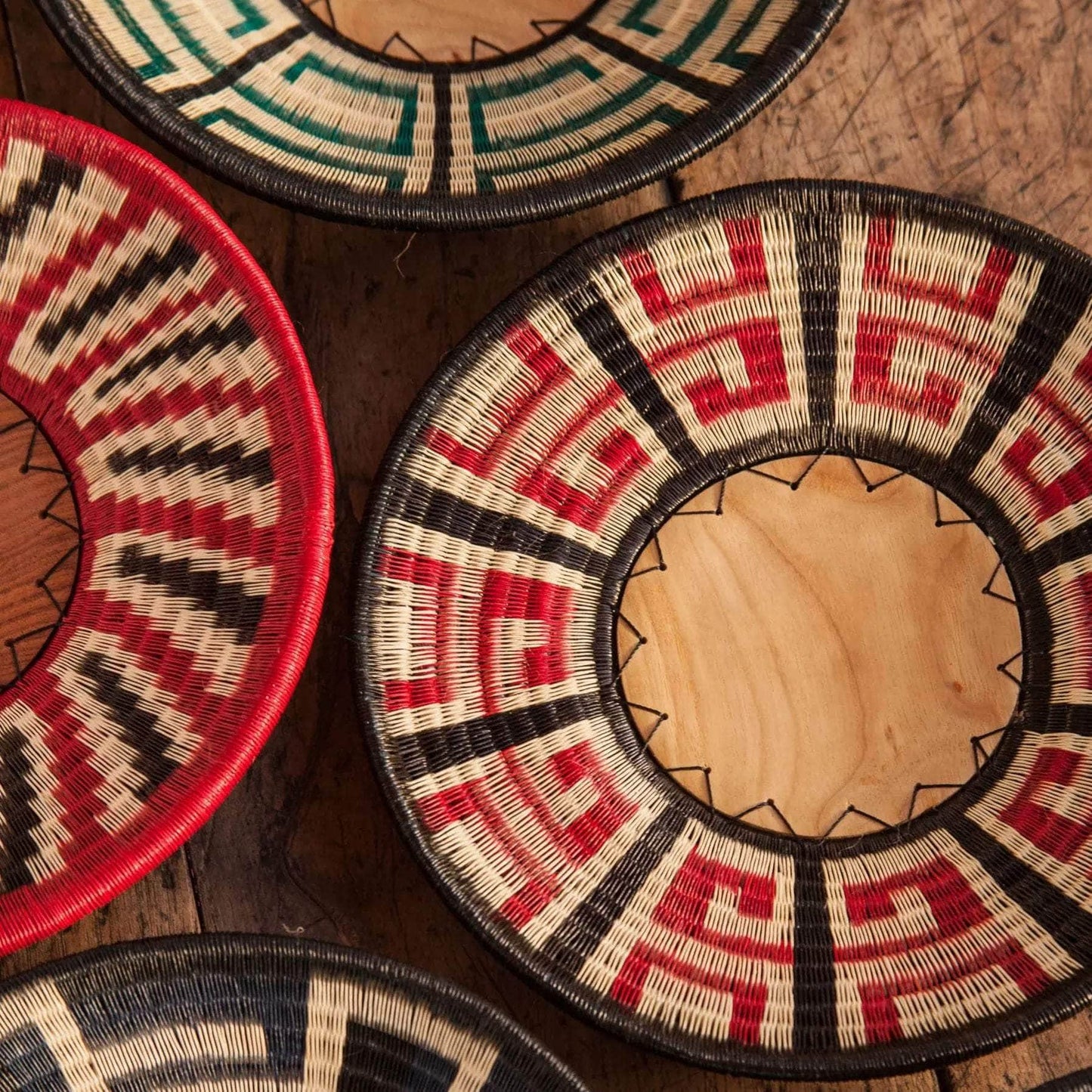 Werregue Woven Plate | Tigre