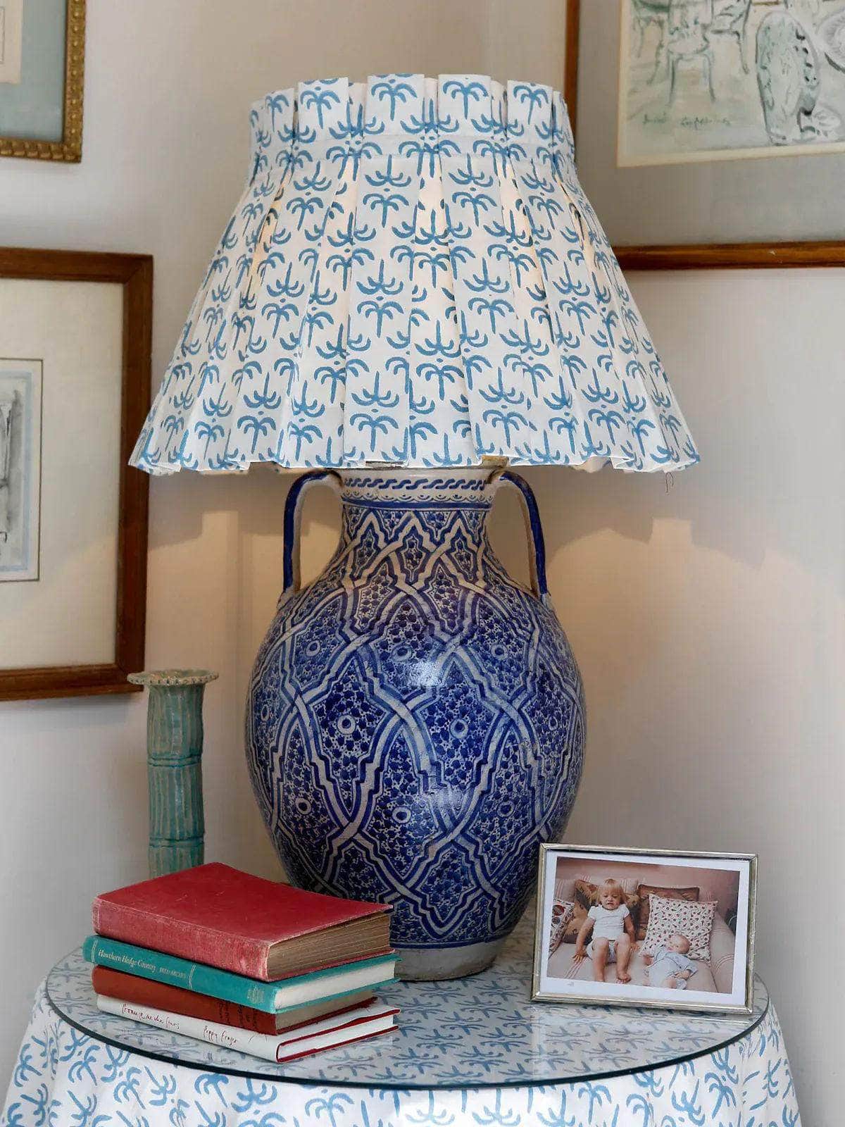 Load image into Gallery viewer, Blue Callaloo Box Pleat Lampshade
