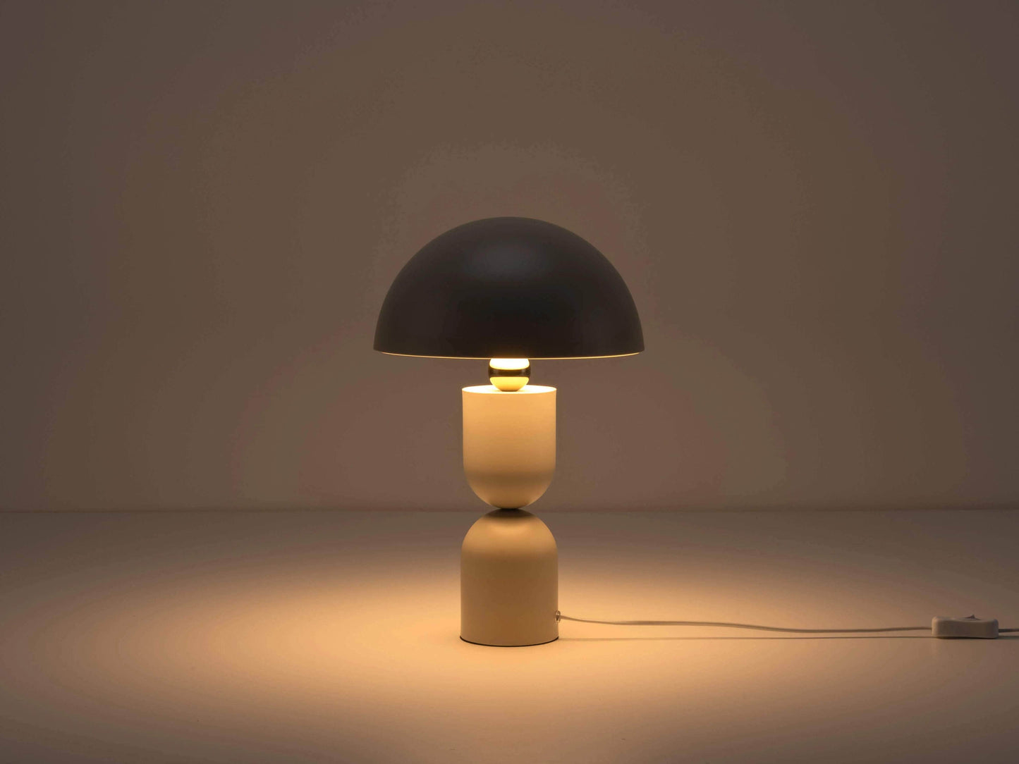 Sand mushroom dome table lamp