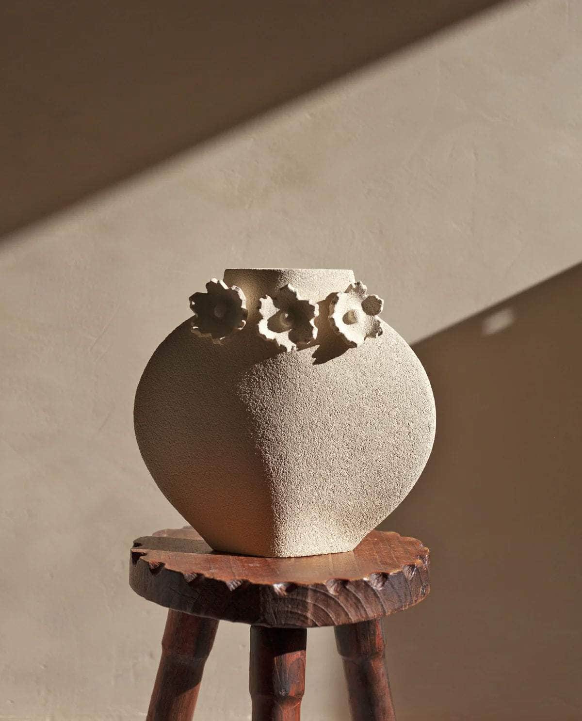 Ceramic Vase 'Sculptural Flowers'