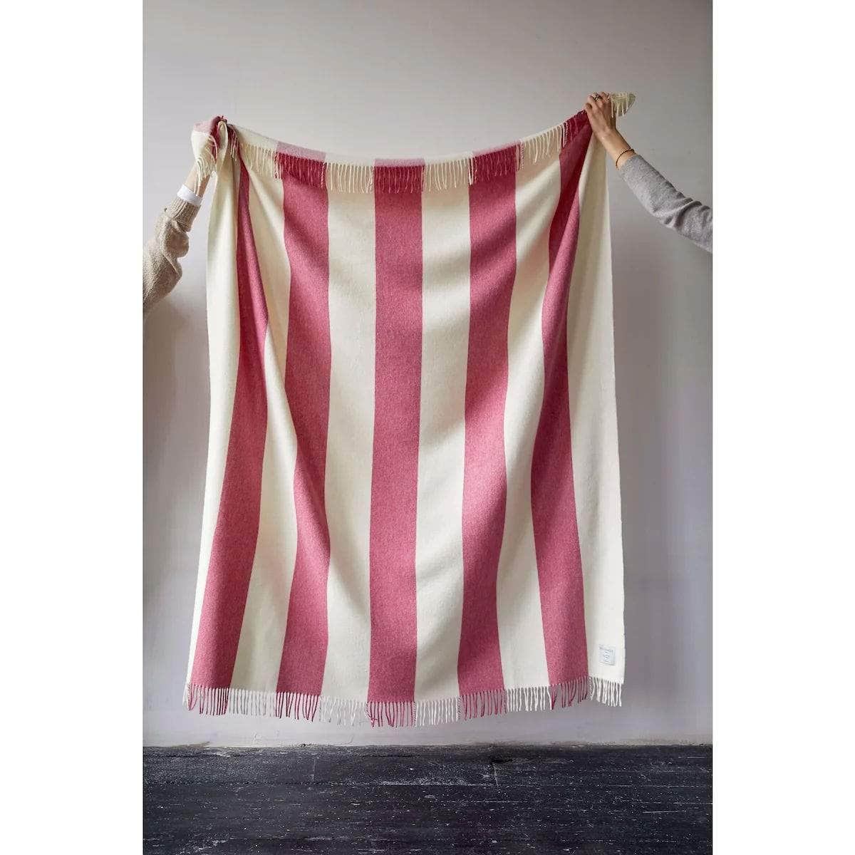 The Rossetti Merino Lambswool Throw