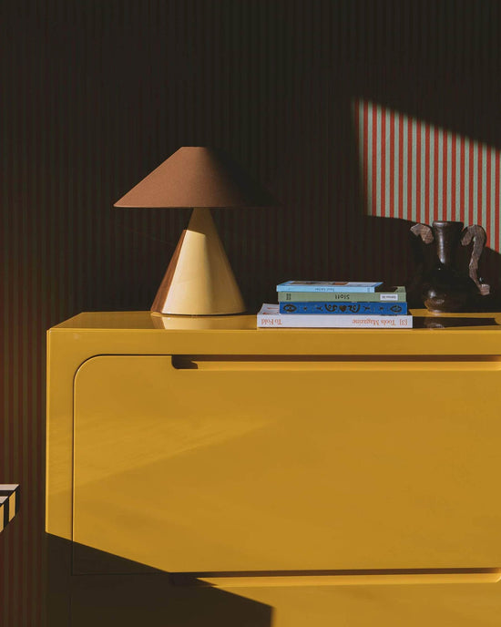 Load image into Gallery viewer, Caterina Havane Table Lamp

