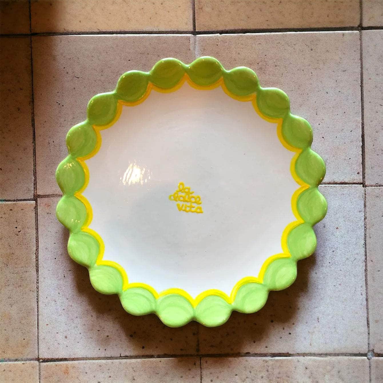 "La Dolce Vita" Scalloped Dessert Plate