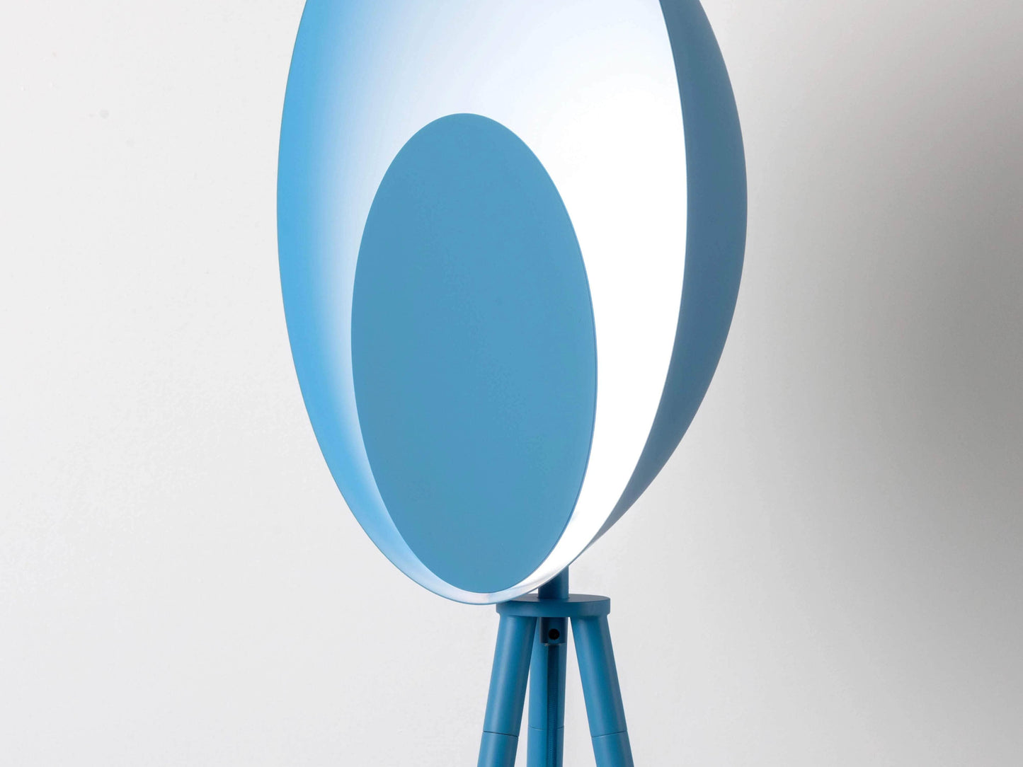 Pool blue diffuser floor lamp