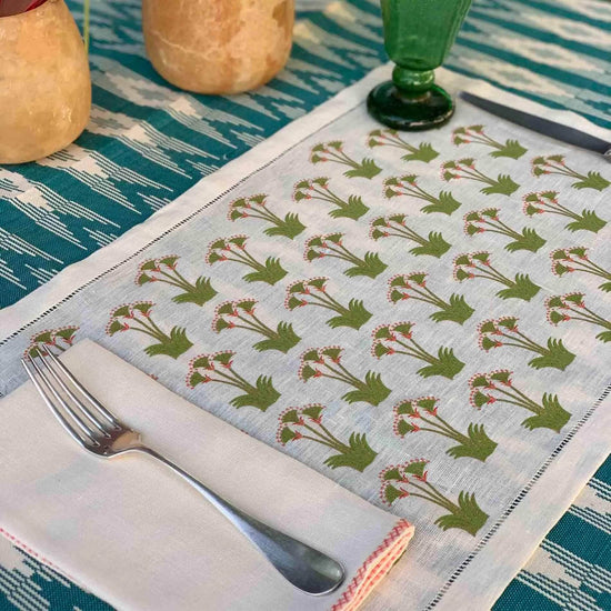 NILE LOTUS PLACEMAT