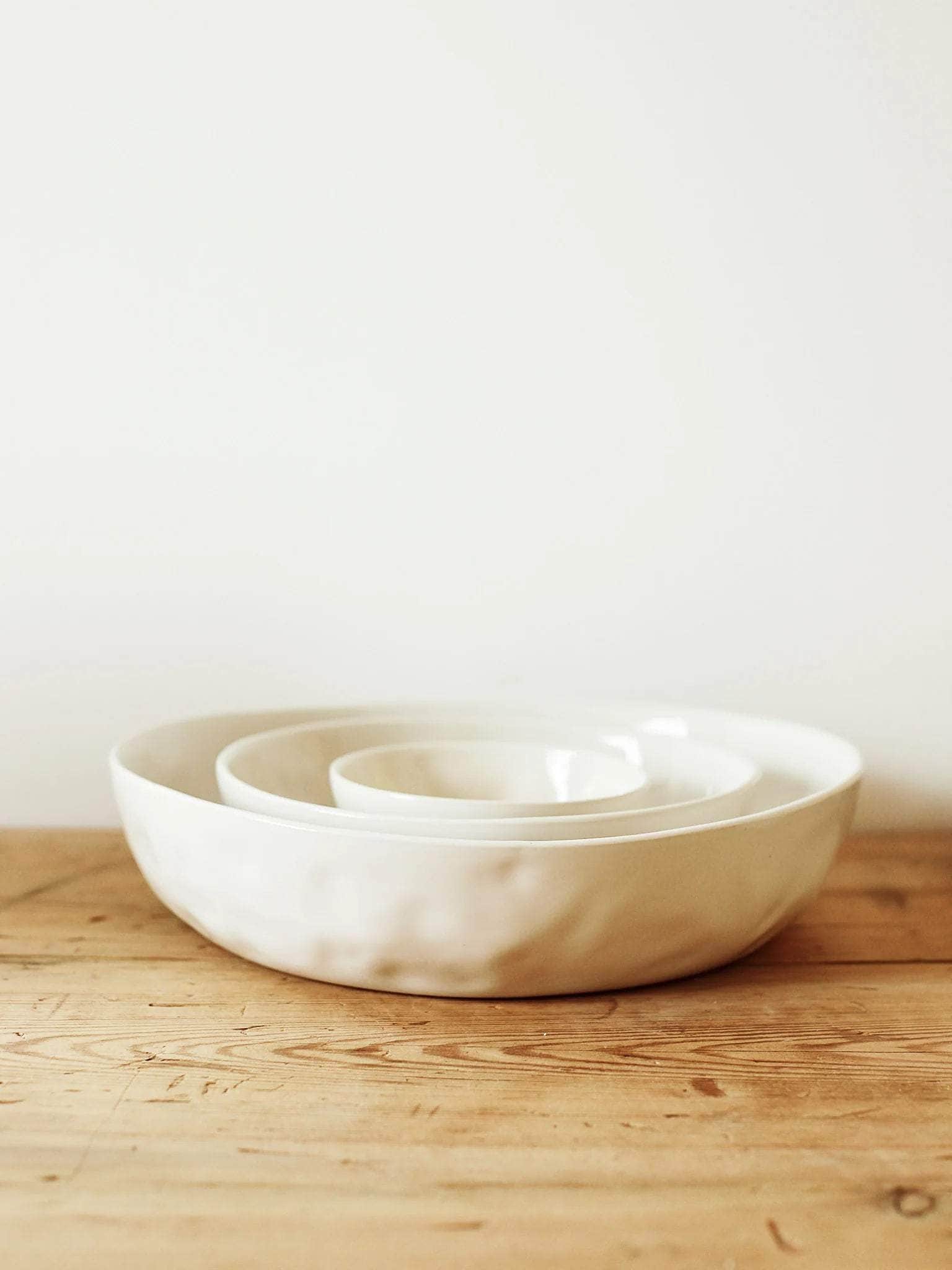 Serving bowl set in Milk