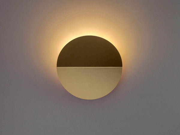 Brass diffuser wall light