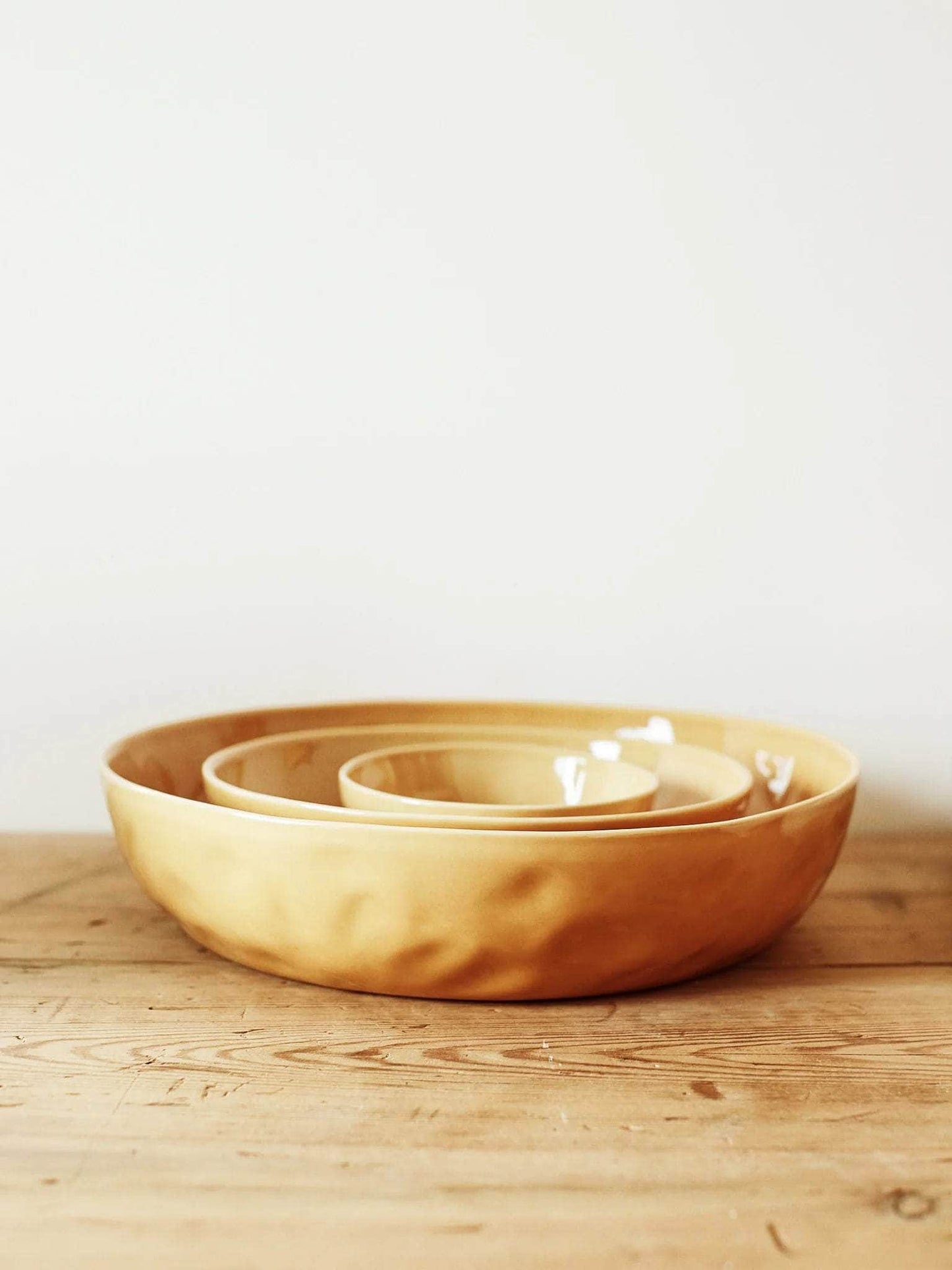 Load image into Gallery viewer, Large serving bowl in Dijon
