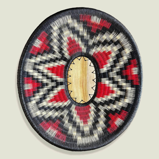 Werregue Woven Plate | Armadillo