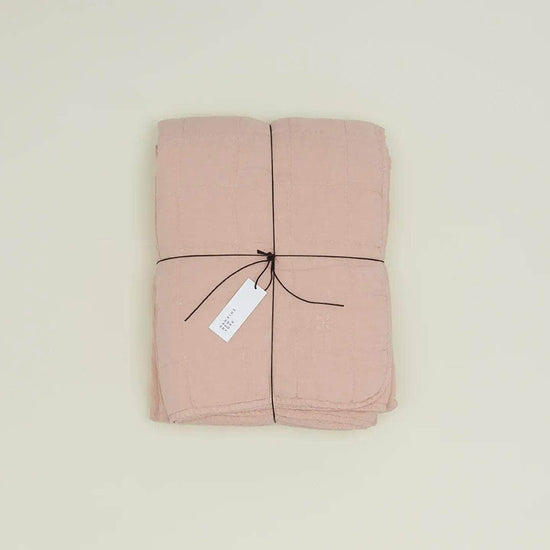 Load image into Gallery viewer, Simple Linen Quilt - Blush
