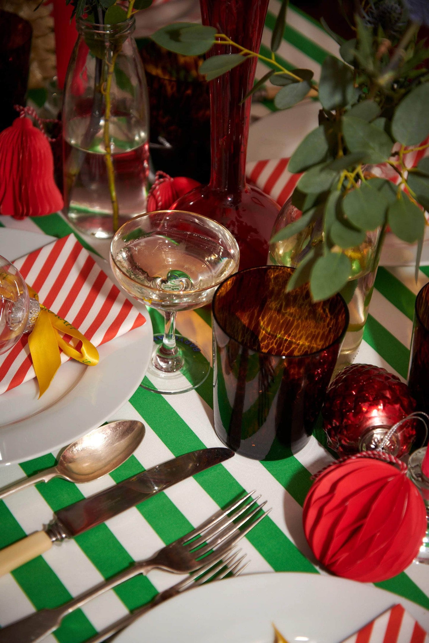 Load image into Gallery viewer, Green and White Broadway Stripe Tablecloth 100% cotton
