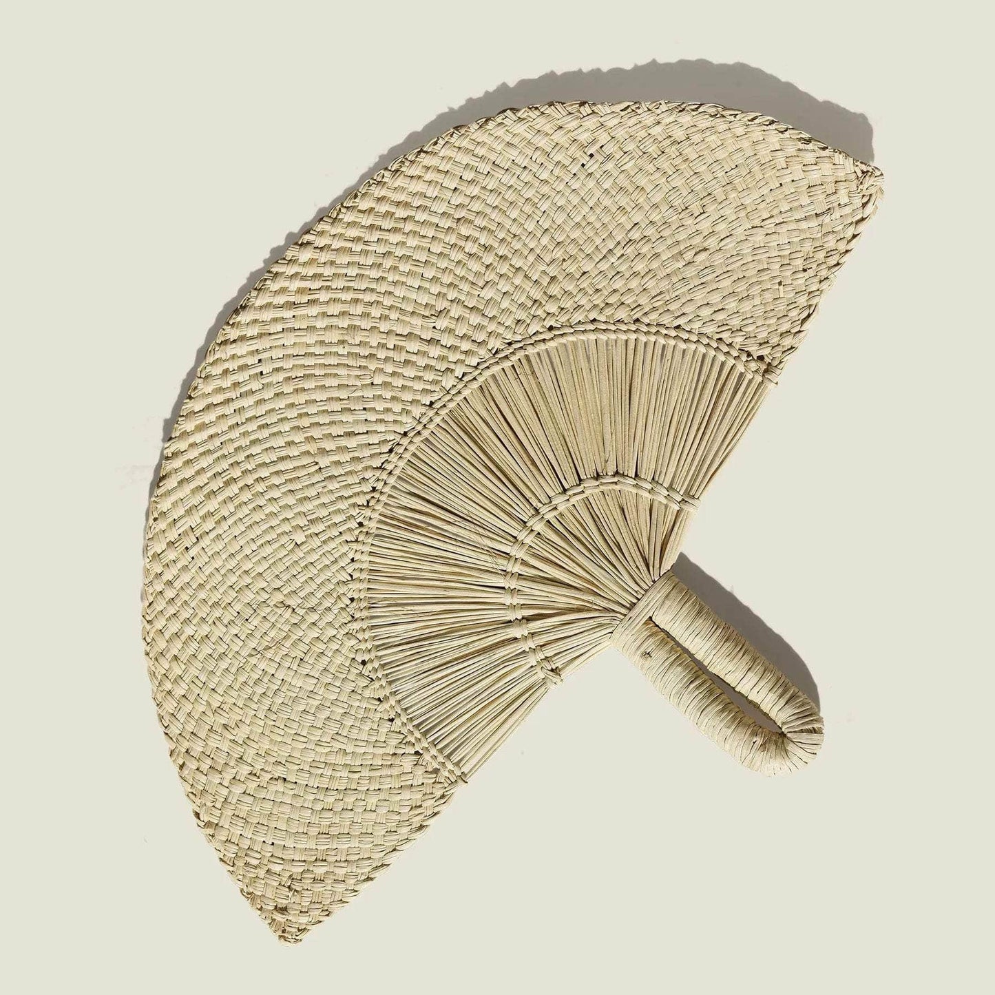 Load image into Gallery viewer, Nariño Woven Fan
