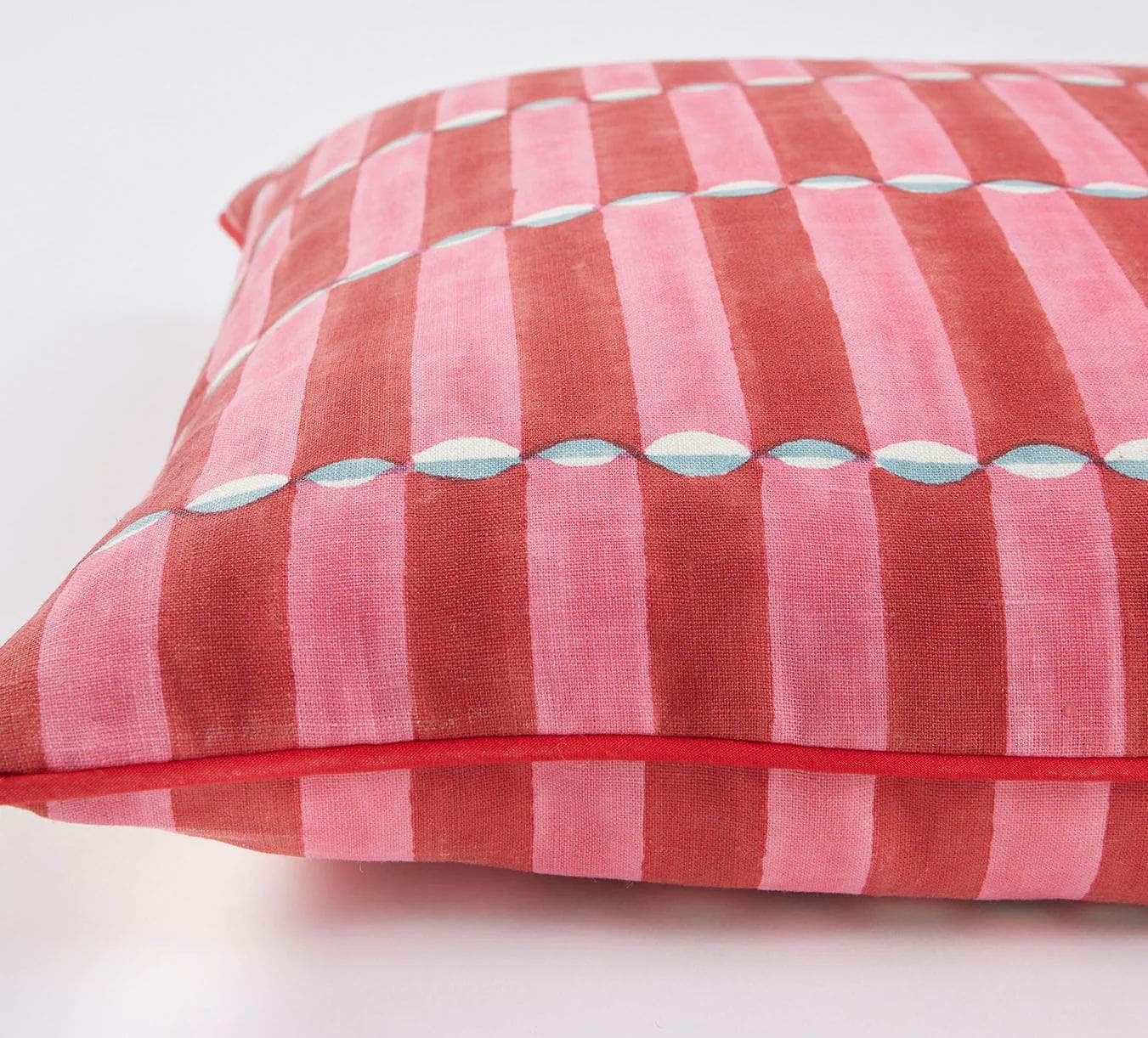 Piped Luna Pink Cushion