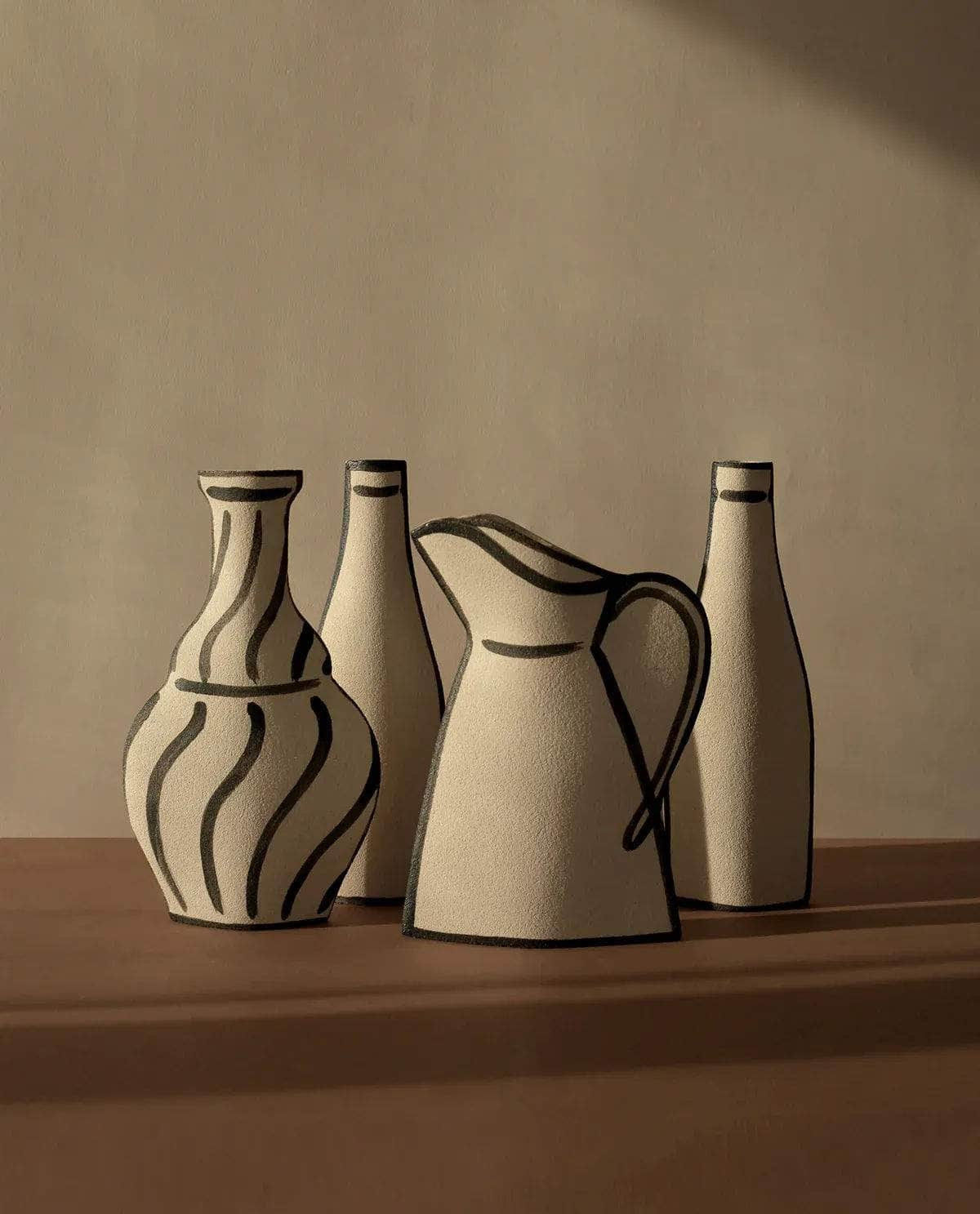 Ceramic Vase ‘Morandi Bouteille - Black’