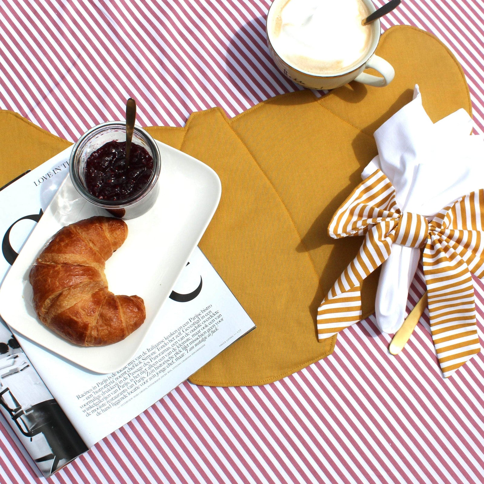 Croissant Je T'aime Placemat Pink