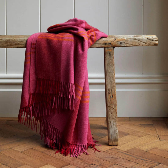 Load image into Gallery viewer, The Marlowe Merino Lambswool Throw
