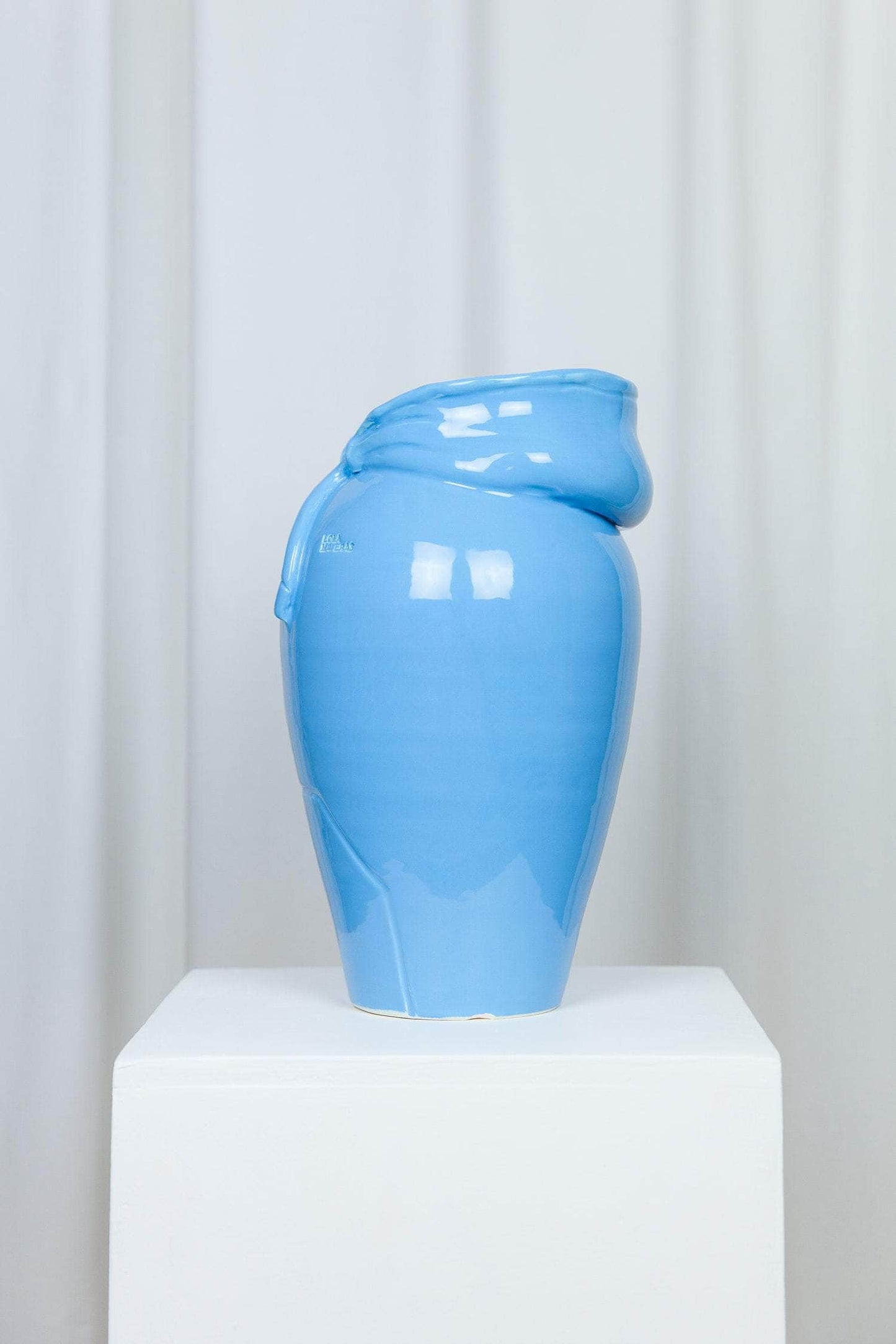 Hoodie Vase Blue