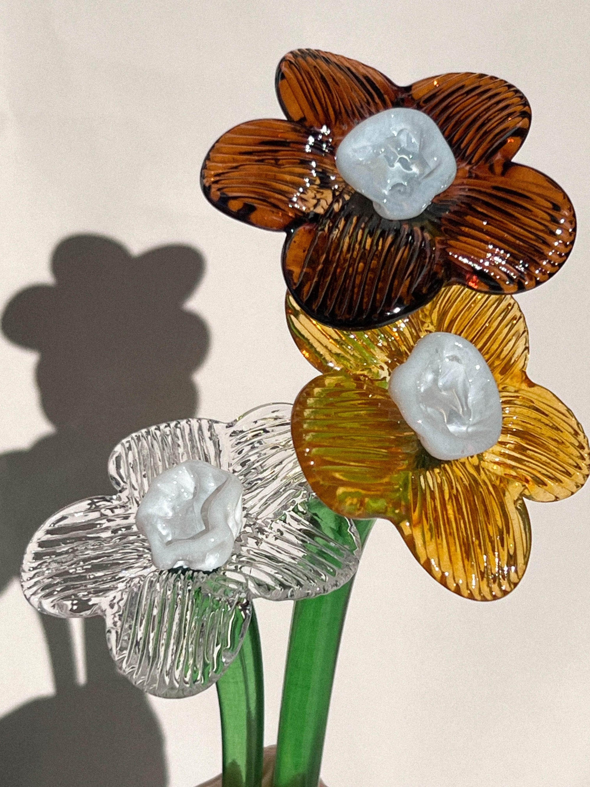 Mouthblown crystal flower - large