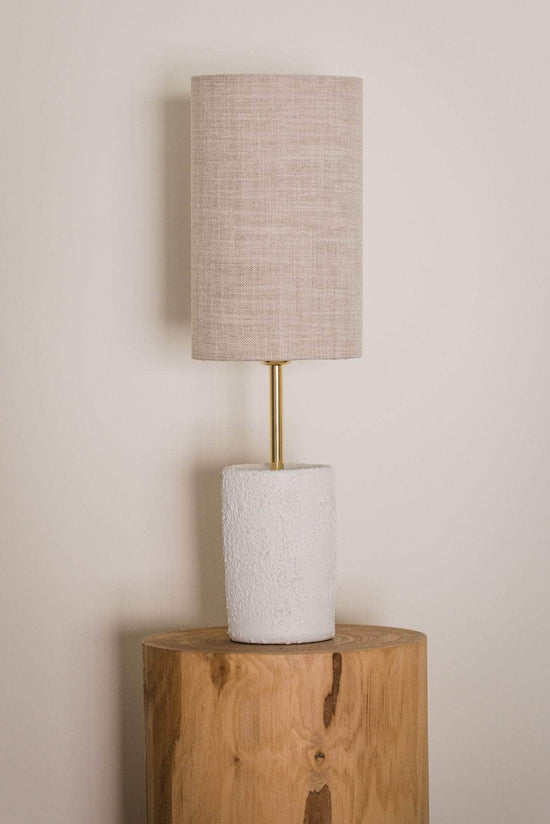 Load image into Gallery viewer, Asagi Areia Table Lamp
