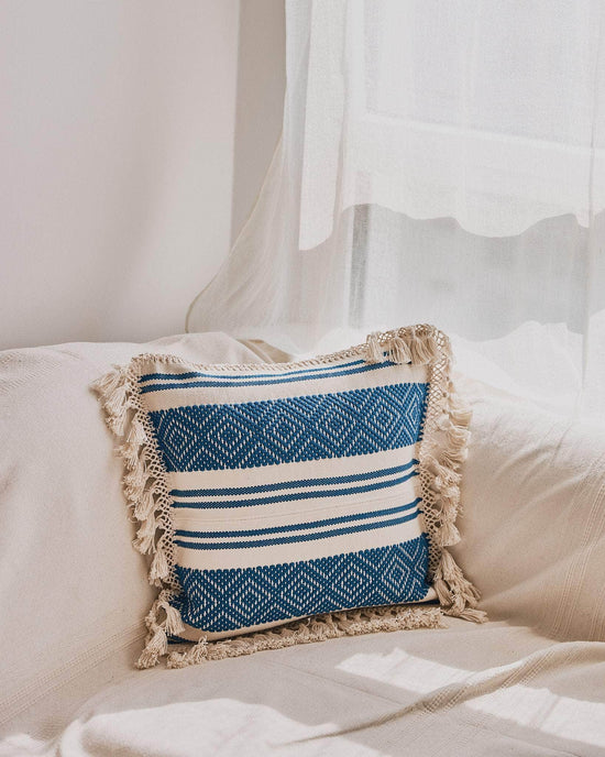 Load image into Gallery viewer, Blue Rayas - Cushion Cover
