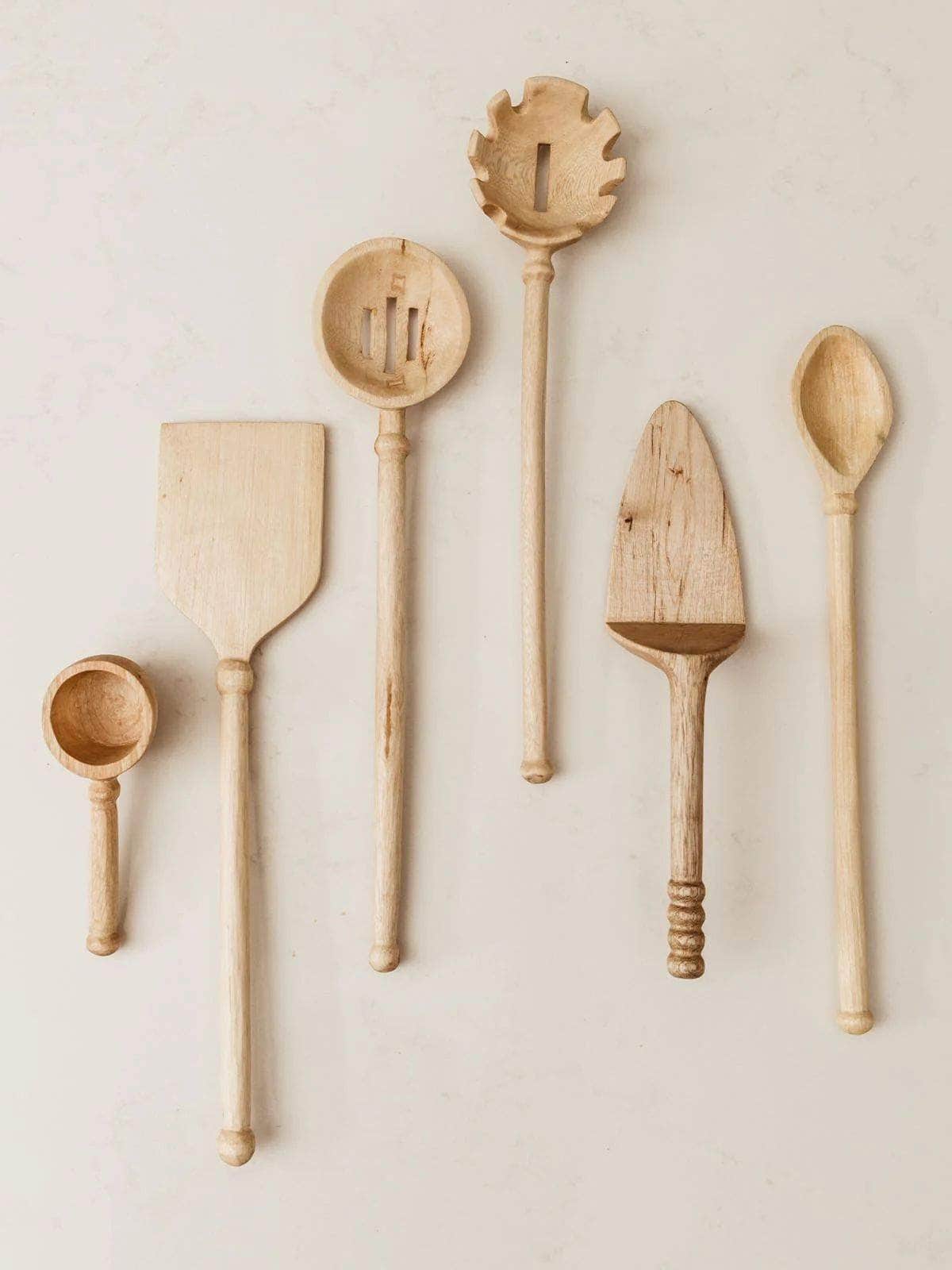 Handcarved Pie Server from Rwanda