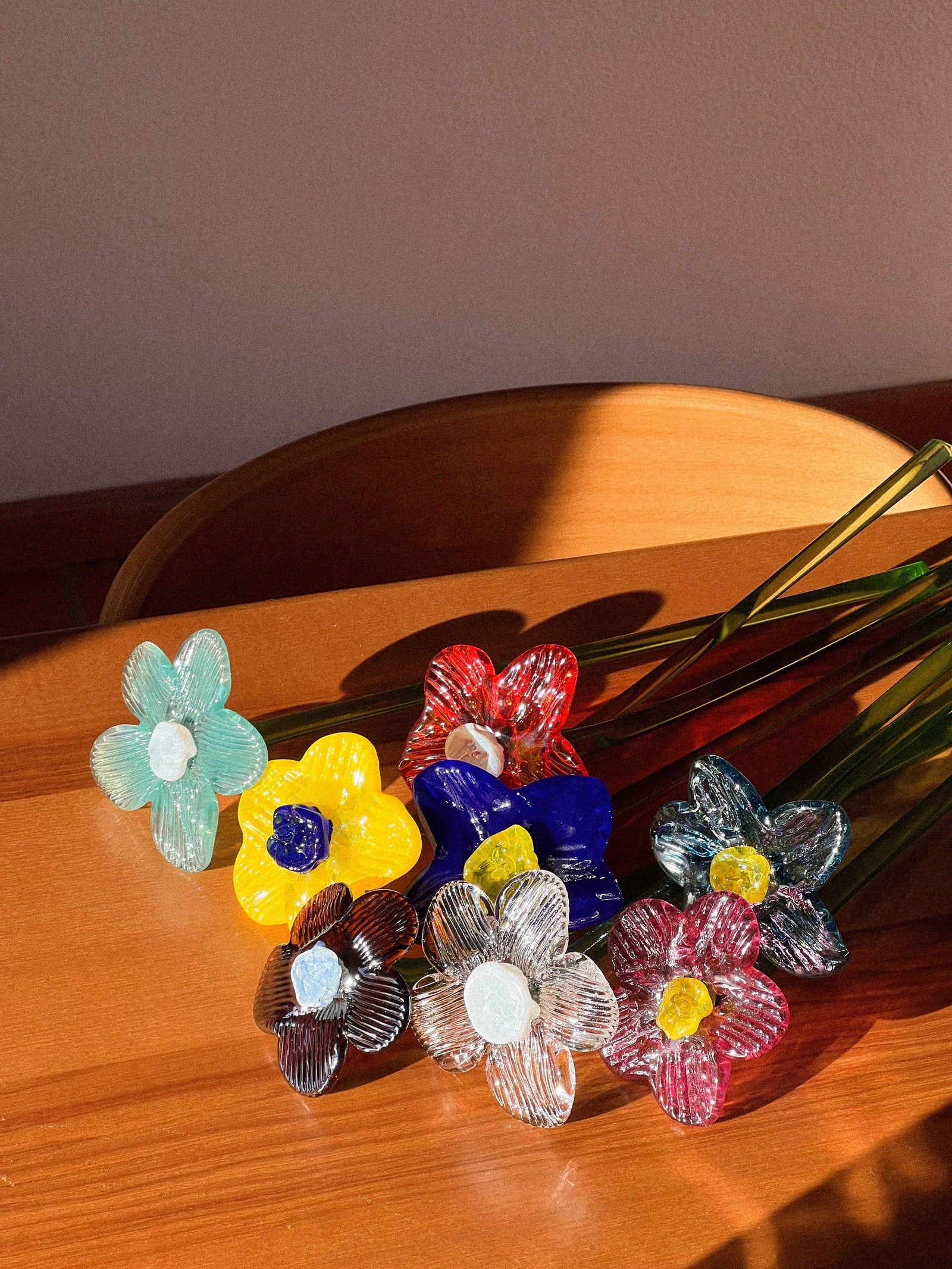 Mouthblown crystal flower - large