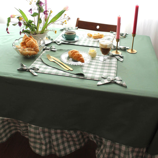 Load image into Gallery viewer, Bisou... My Love Tablecloth
