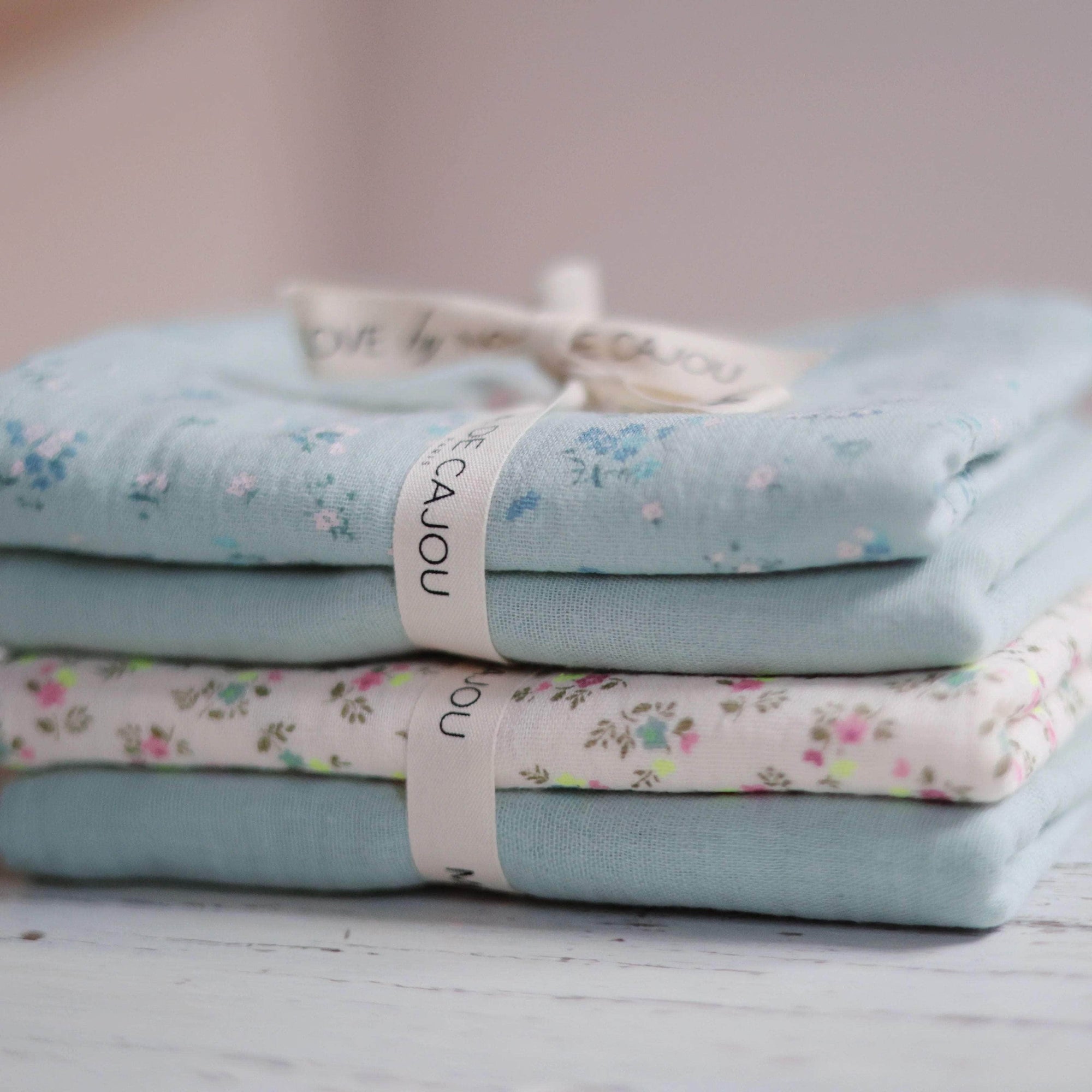 Baby's Green & Flowers Swaddles | Set of 2