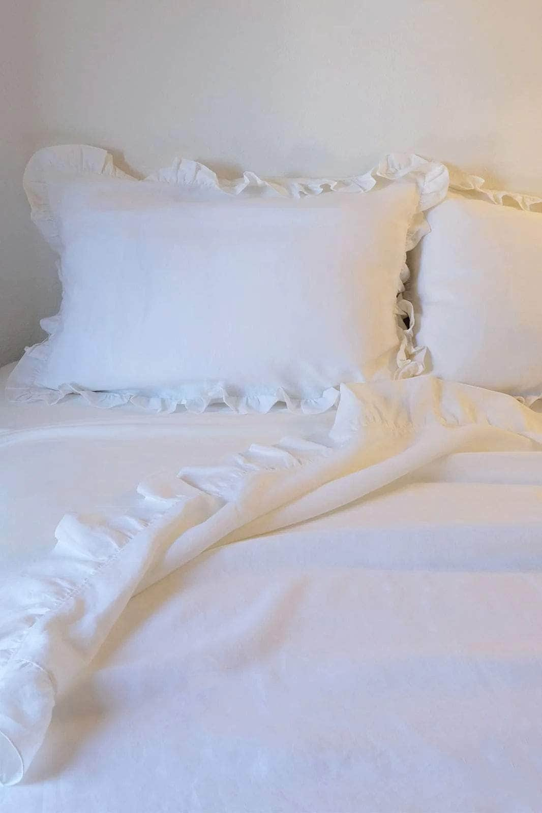 The Ruffled Casita Linen Flat Sheet in white