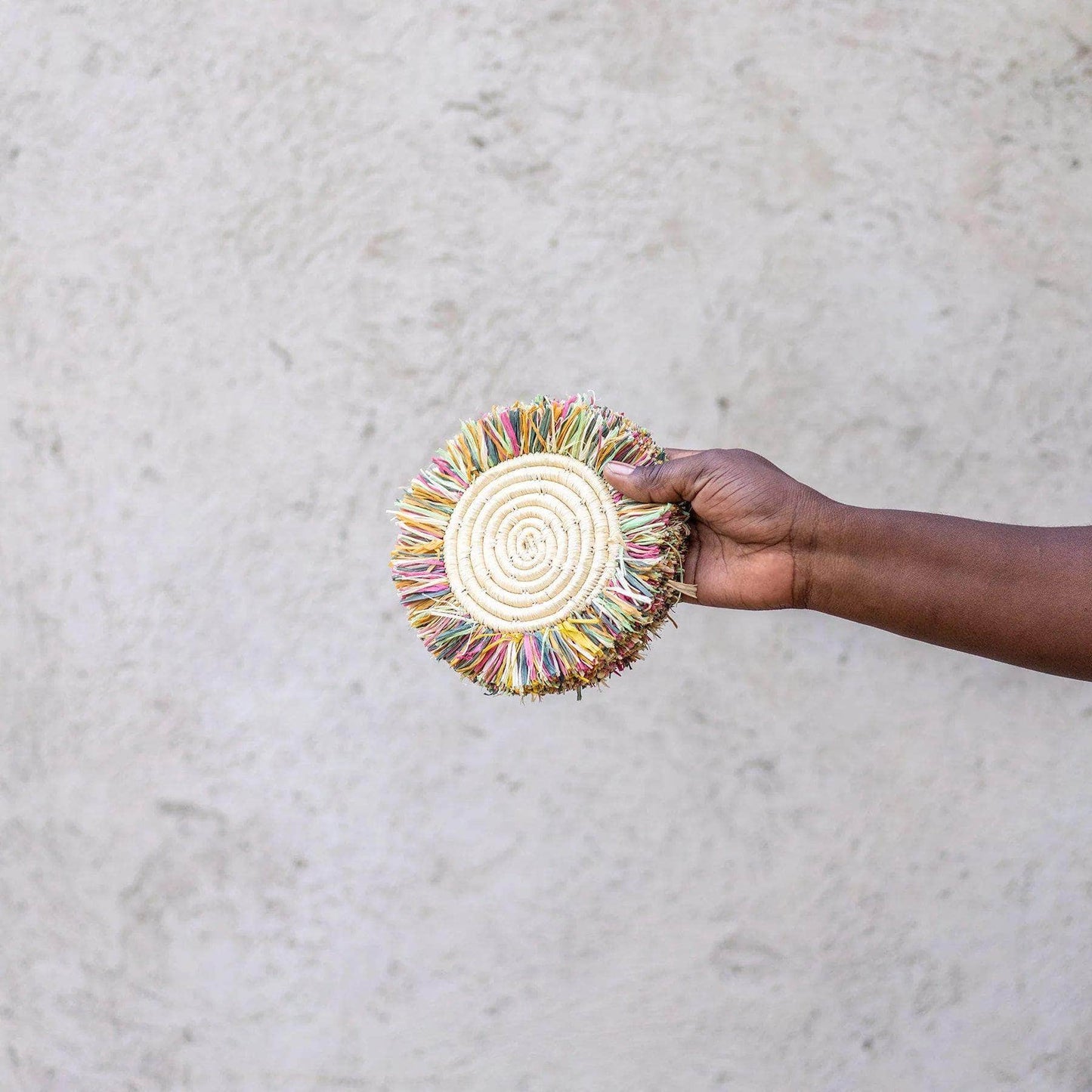 Load image into Gallery viewer, Fringed Bloom Raffia Coasters from Uganda

