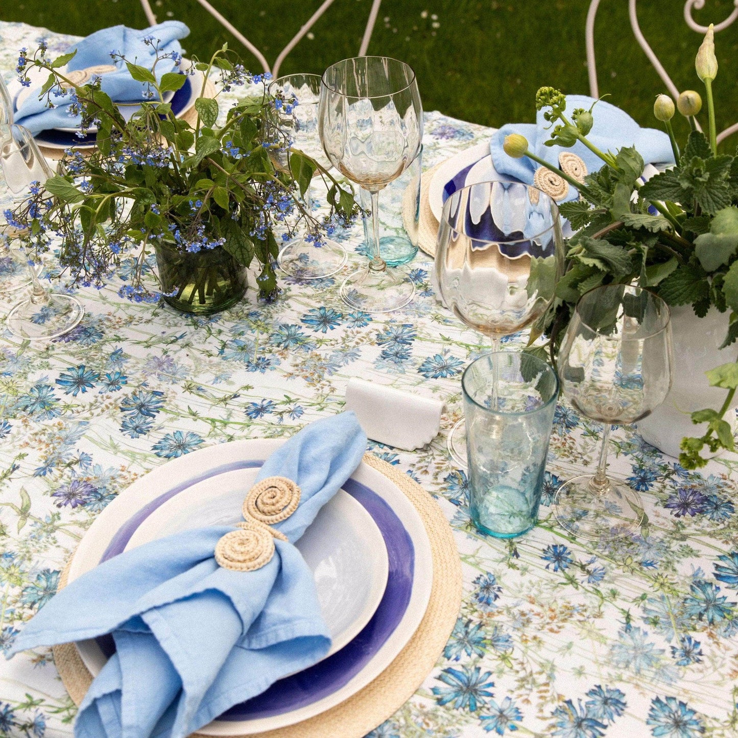 Wild Chicory Linen Table Cloth