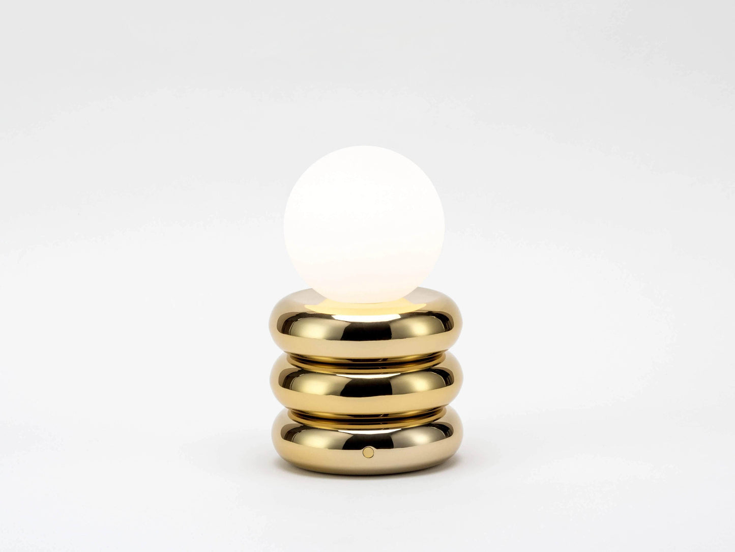Brass rechargeable table lamp