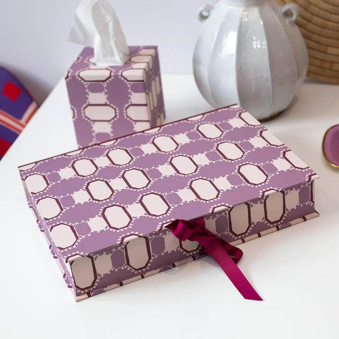 Lali Violette Porfolio Box