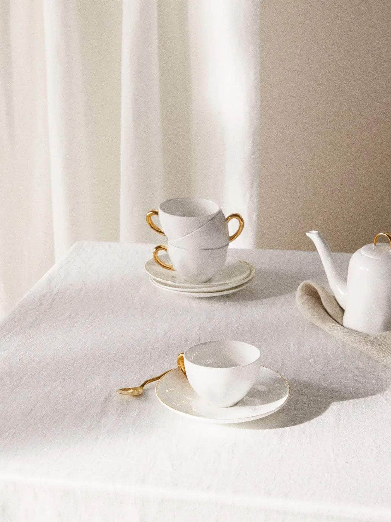 Teacup & Saucer