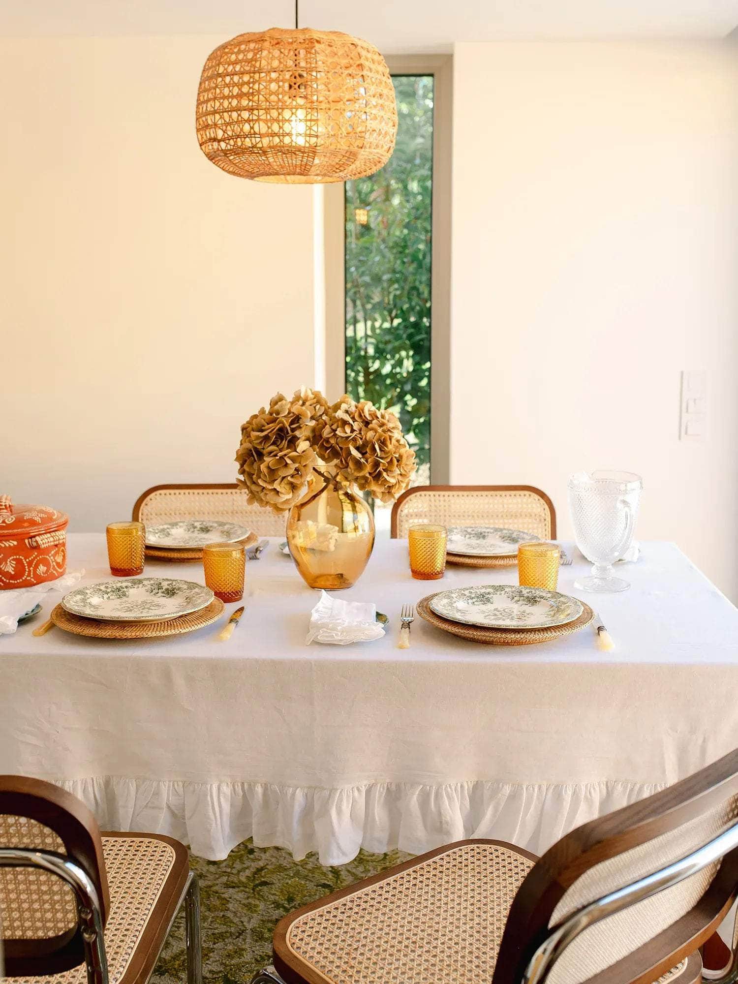 Ruffle Linen/Cotton Tablecloth, White