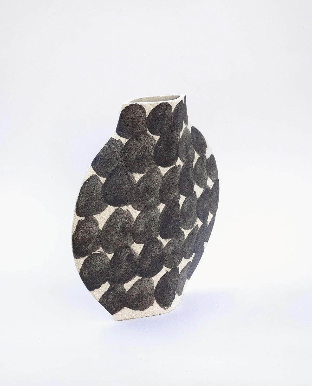 Ceramic Vase ‘Lune [M] - Dots’