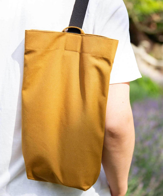 Waxed Cotton Fitted Wine tote